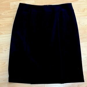 Ann Taylor  Black straight skirt